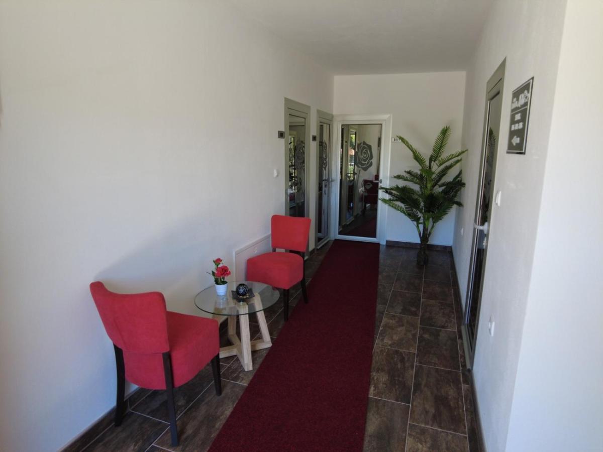 Motel Aladin Cazin Exterior photo